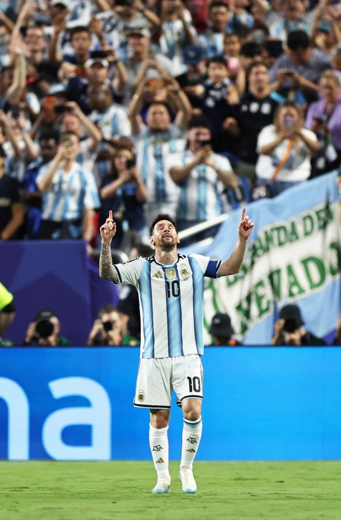 Lionel-Messi-10-Argentina-Celebrates-FIFA-World-Cup-2026-Group-J-Argentina-Algeria-Kansas-City-Stadium